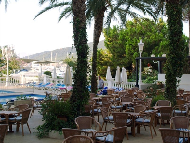 Hotel Tres Torres