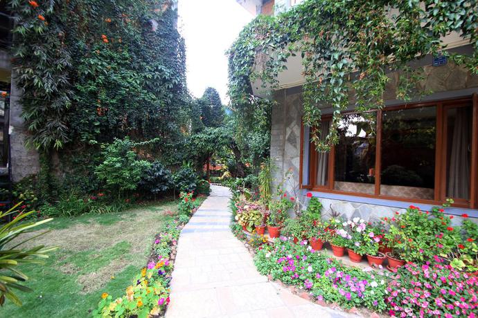 Hotel Tulsi