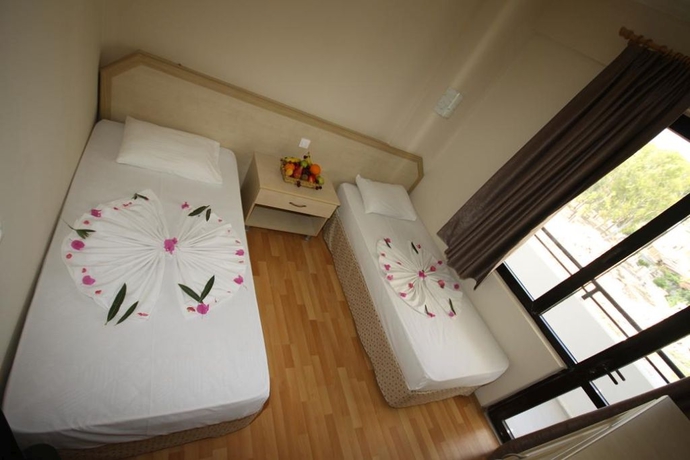 Hotel Tuntas Apartment Altinkum
