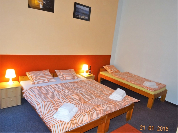 Hotel U DVOU ZLATYCH KLICU (TWO GOLDEN KEYS)