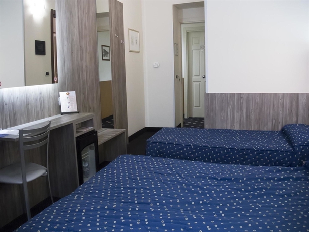Hotel Urbani