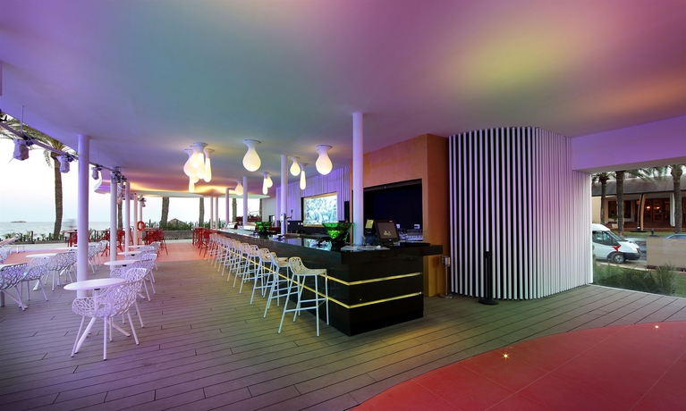 Hotel Ushuaia  Beach