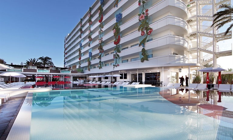 Hotel Ushuaia  Beach