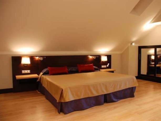 Hotel VILLA DE CATRAL