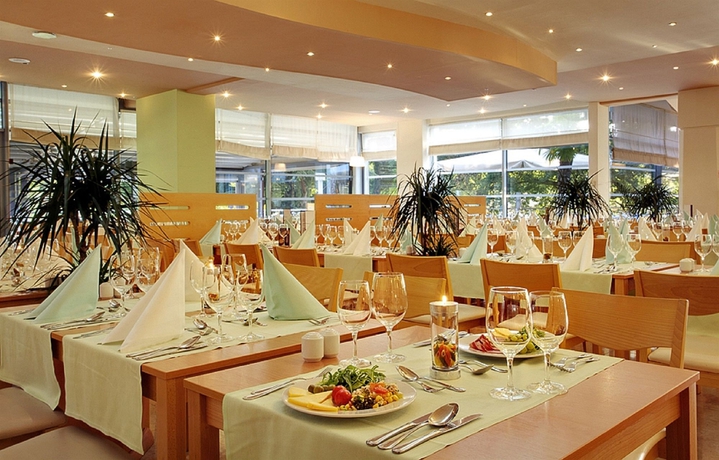 Hotel Valamar Diamant