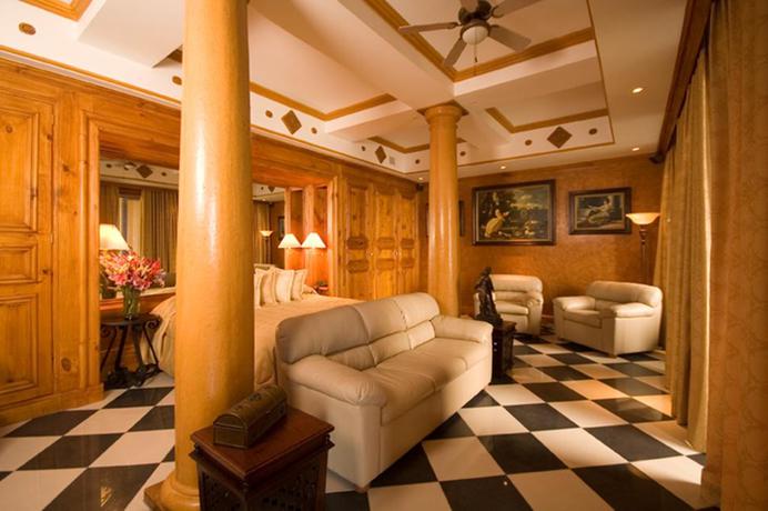 Hotel Villa Caletas