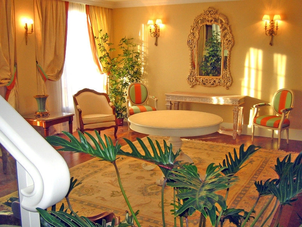 Hotel Villa De Alarcon