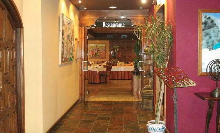 Hotel Villa De Sallent 4*