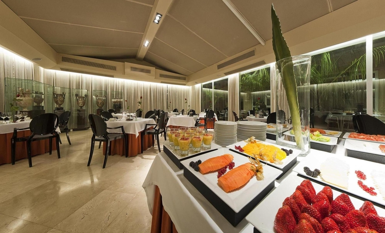 Hotel Villa Real