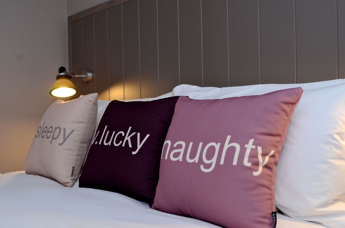 Hotel Village Hull - Hotel & Leisure Club