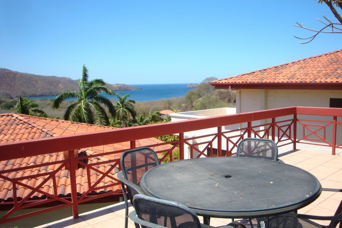Hotel Villas Sol and Beach Resort