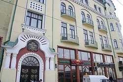 Hotel Vulturul Negru
