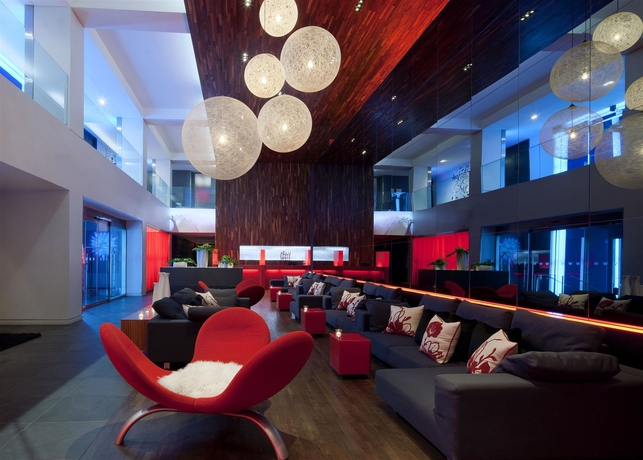 Hotel W Montreal