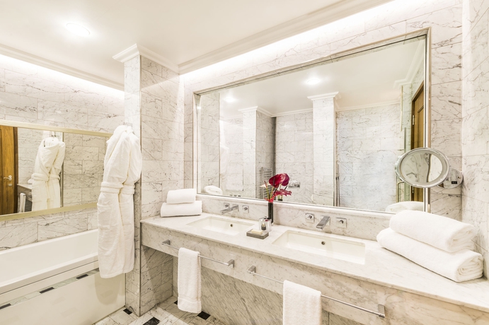 Hotel Wyndham Grand London Chelsea Harbour