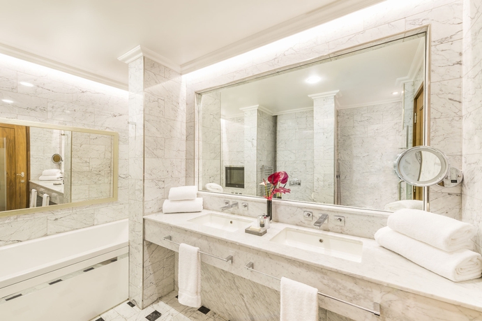 Hotel Wyndham Grand London Chelsea Harbour