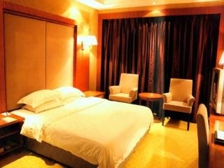 Hotel Xiamen Plaza
