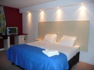 Hotel Your Hotel Dundee